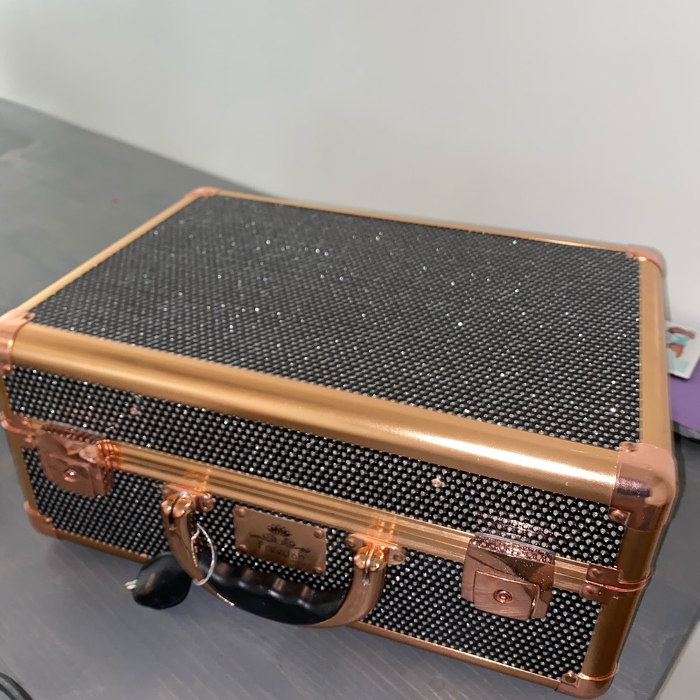 Rose gold makeup vanity case